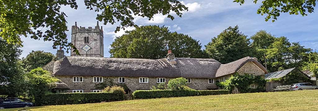 Manaton Green